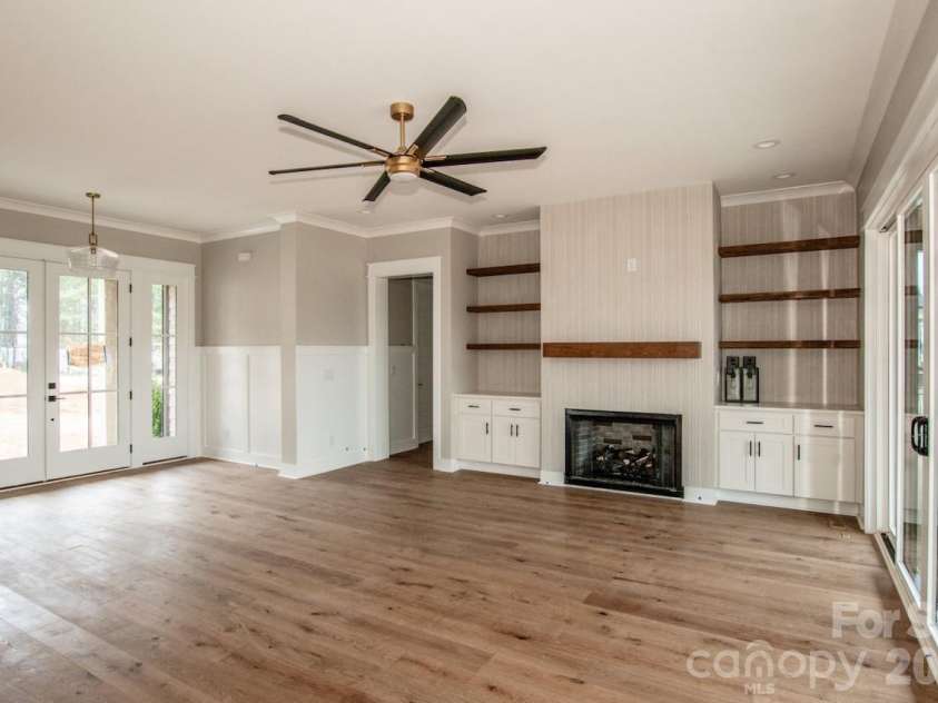 130 Mcneil Lane, Mooresville, NC 28117.  MLS# CAR4353070, YatesRealty ID 6506. 