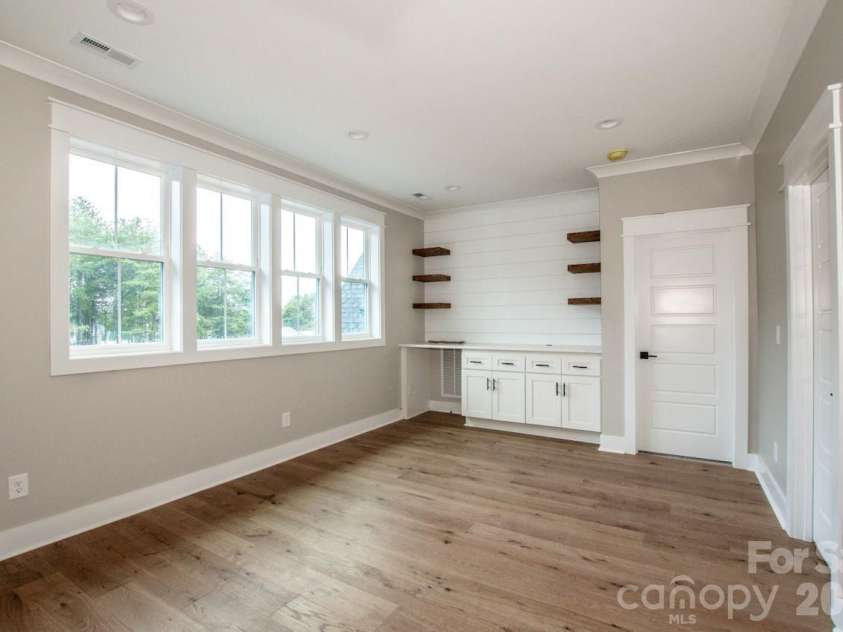 130 Mcneil Lane, Mooresville, NC 28117.  MLS# CAR4353070, YatesRealty ID 6506. 