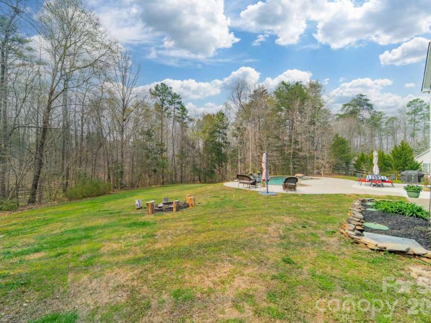 149 EdgeHill Drive, Fort Mill, SC 29715.  MLS# CAR4359843, YatesRealty ID 6507. 