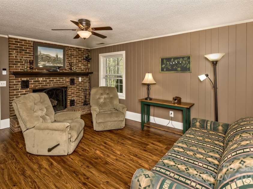 3474 Crestwood Drive, Morganton, NC 28655.  MLS# CAR4245149, YatesRealty ID 6508. Lower Level Den