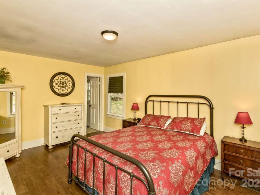 3474 Crestwood Drive, Morganton, NC 28655.  MLS# CAR4245149, YatesRealty ID 6508. Spacious and welcoming.