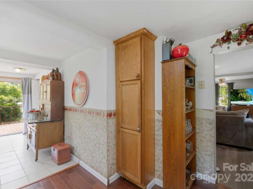 16 Julep Drive, Alexander, NC 28701.  MLS# CAR4259272, YatesRealty ID 651. 