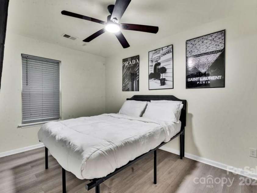 2030 Vinton Street, Charlotte, NC 28216.  MLS# CAR4290826, YatesRealty ID 651. 