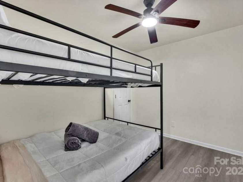 2030 Vinton Street, Charlotte, NC 28216.  MLS# CAR4290826, YatesRealty ID 651. 