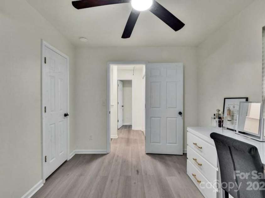 2030 Vinton Street, Charlotte, NC 28216.  MLS# CAR4290826, YatesRealty ID 651. 