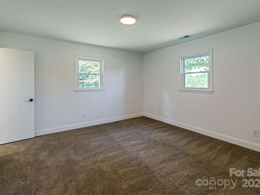 155 Mcallister Road, Statesville, NC 28625.  MLS# CAR4273725, YatesRealty ID 6510. 