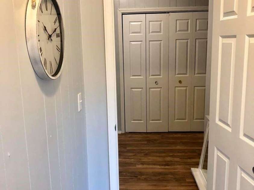 9404 Robert Burns Court, Charlotte, NC 28213.  MLS# CAR4245517, YatesRealty ID 6511. 