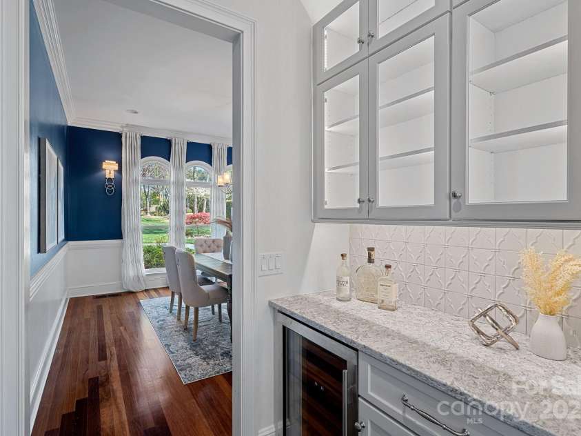 115 Jade Spring Court, Mooresville, NC 28117.  MLS# CAR4239808, YatesRealty ID 6512. Bar Galley Area