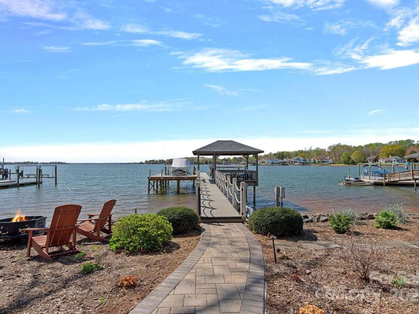 115 Jade Spring Court, Mooresville, NC 28117.  MLS# CAR4239808, YatesRealty ID 6512. Long Range Views of Lake Norman