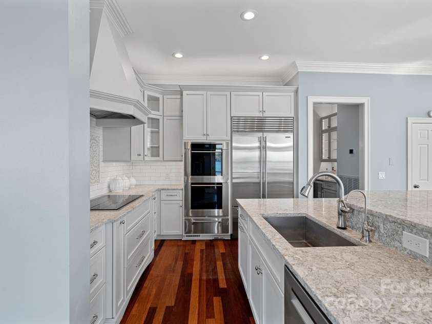 115 Jade Spring Court, Mooresville, NC 28117.  MLS# CAR4239808, YatesRealty ID 6512. Stainless Steel Appliances