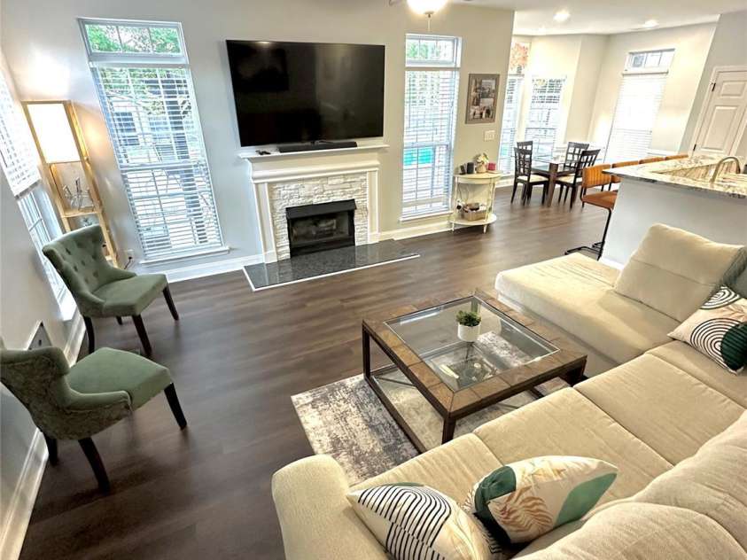 9003 Brad Court, Matthews, NC 28104.  MLS# CAR4246205, YatesRealty ID 6517. 