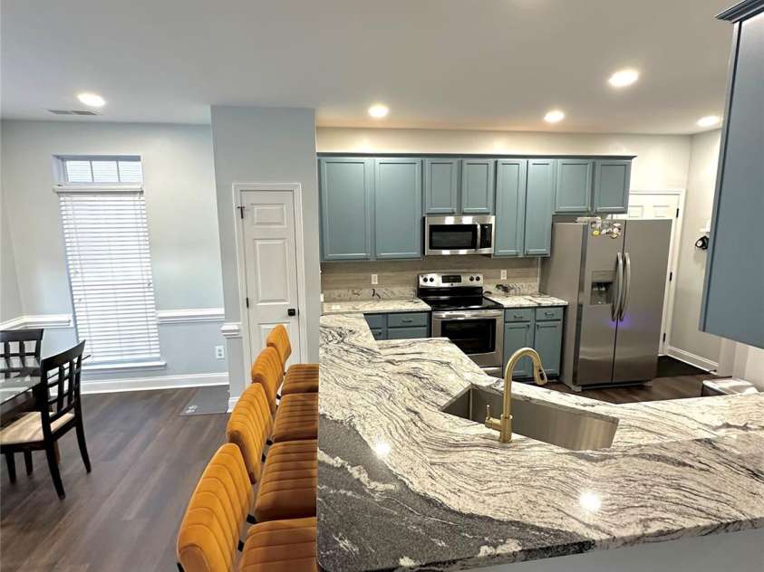 9003 Brad Court, Matthews, NC 28104.  MLS# CAR4246205, YatesRealty ID 6517. 