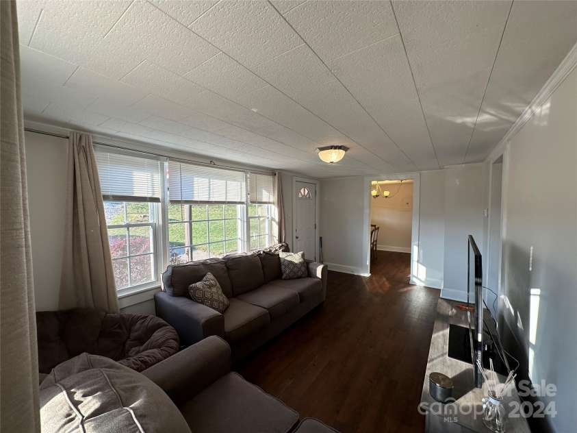 2346 Timberland Hills Drive, Newton, NC 28658.  MLS# CAR4189853, YatesRealty ID 6518. 