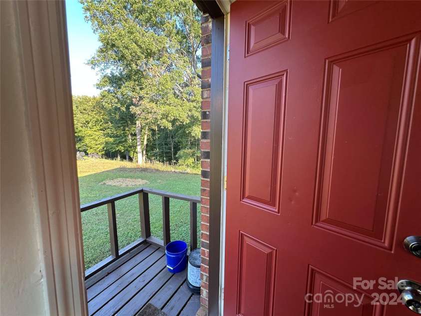 2346 Timberland Hills Drive, Newton, NC 28658.  MLS# CAR4189853, YatesRealty ID 6518. 