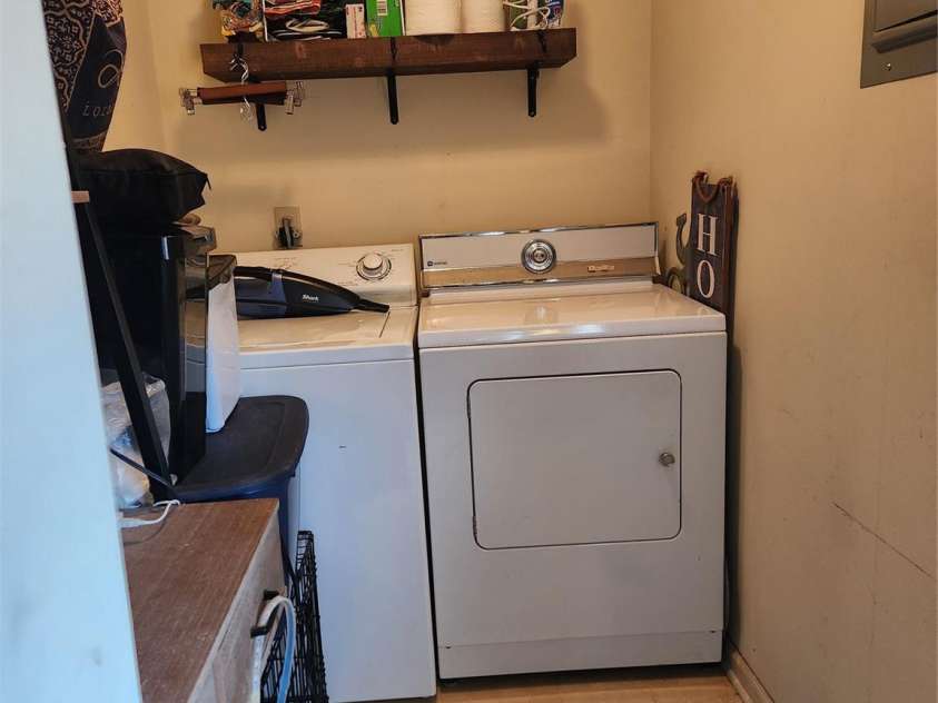 112 Goforth Drive, Thomasville, NC 27360.  MLS# CAR4217468, YatesRealty ID 6522. 