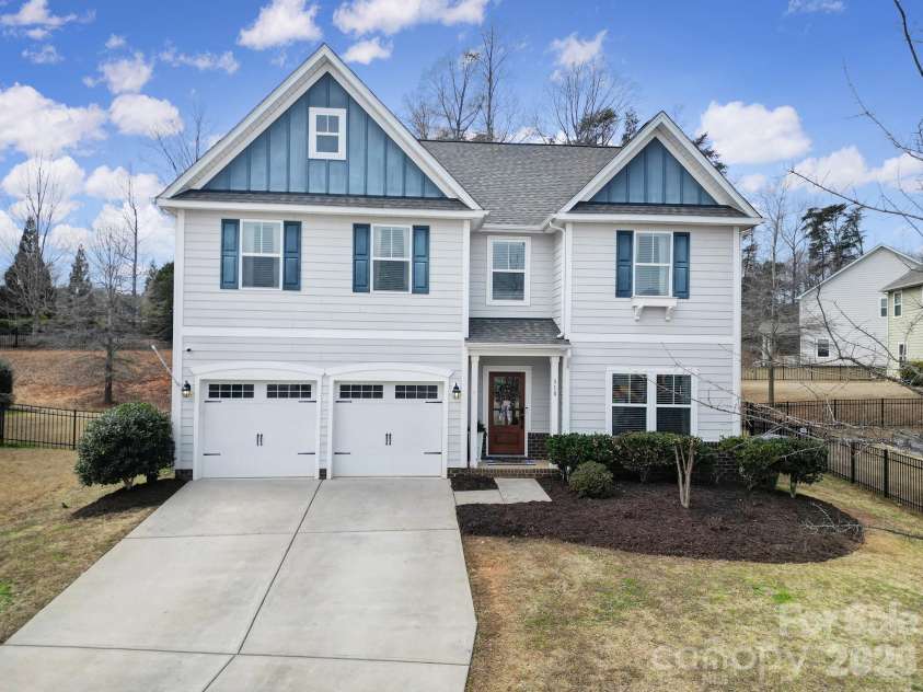 318 Redberry Court, York, SC 29745.  MLS# CAR4344142, YatesRealty ID 6522. Front Exterior