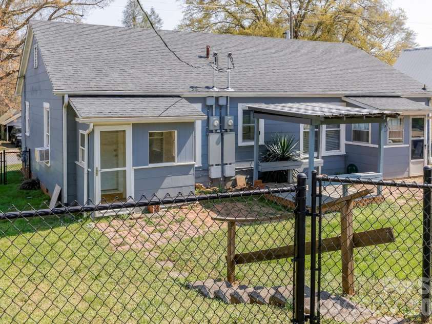 114 Mitchell Street, Rutherfordton, NC 28139.  MLS# CAR4363308, YatesRealty ID 6523. Rear