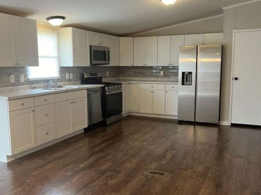 103 Paula Lane, New Bern, NC 28562.  MLS# CAR4183574, YatesRealty ID 6524. 