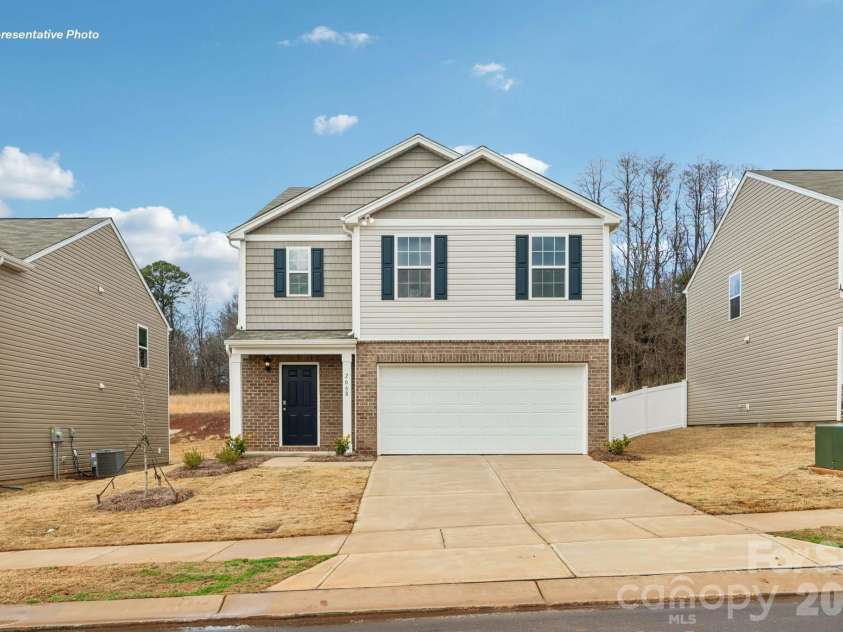 1431 Mammoth Road, Hickory, NC 28602.  MLS# CAR4350141, YatesRealty ID 6524. 