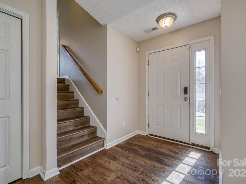 106 River Glen Drive, Morganton, NC 28655.  MLS# CAR4240798, YatesRealty ID 6525. 