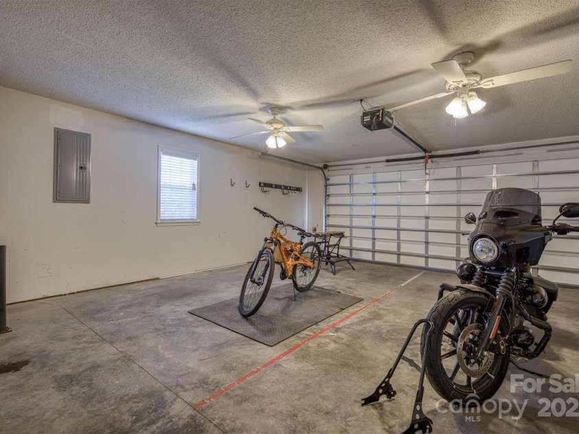 106 River Glen Drive, Morganton, NC 28655.  MLS# CAR4240798, YatesRealty ID 6525. 