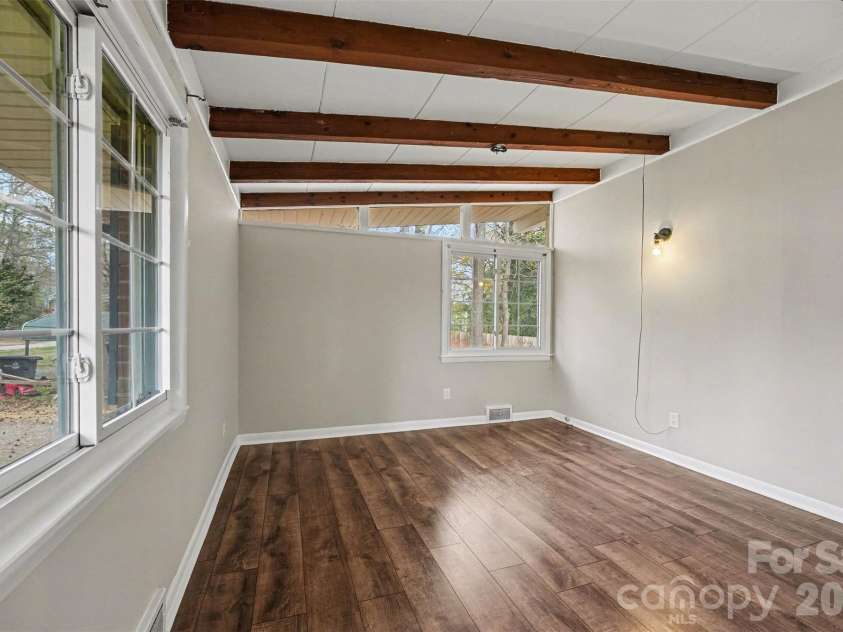 518 Annex Avenue, Kannapolis, NC 28083.  MLS# CAR4361830, YatesRealty ID 6525. 