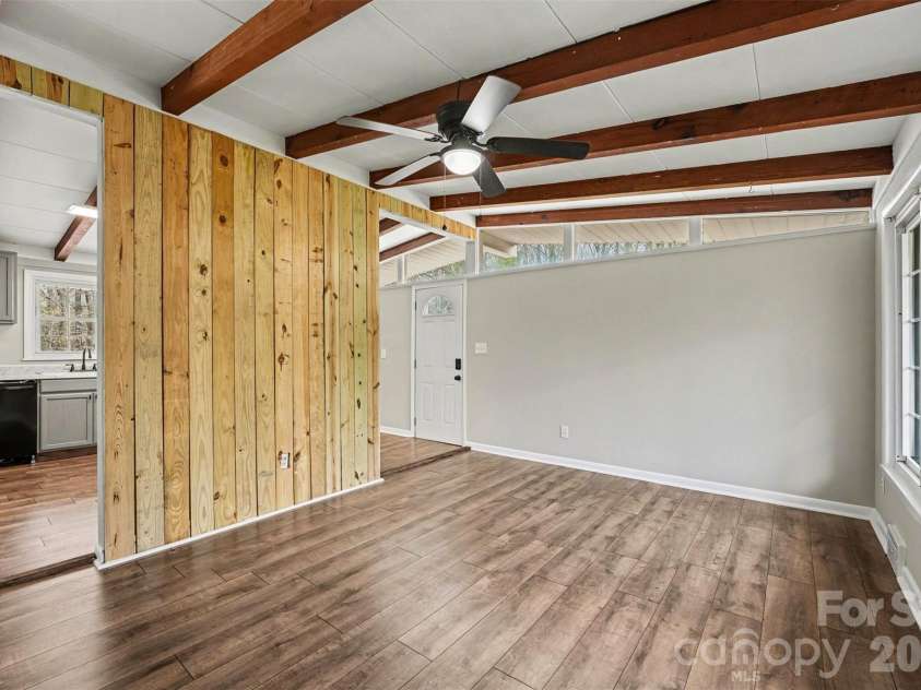 518 Annex Avenue, Kannapolis, NC 28083.  MLS# CAR4361830, YatesRealty ID 6525. 