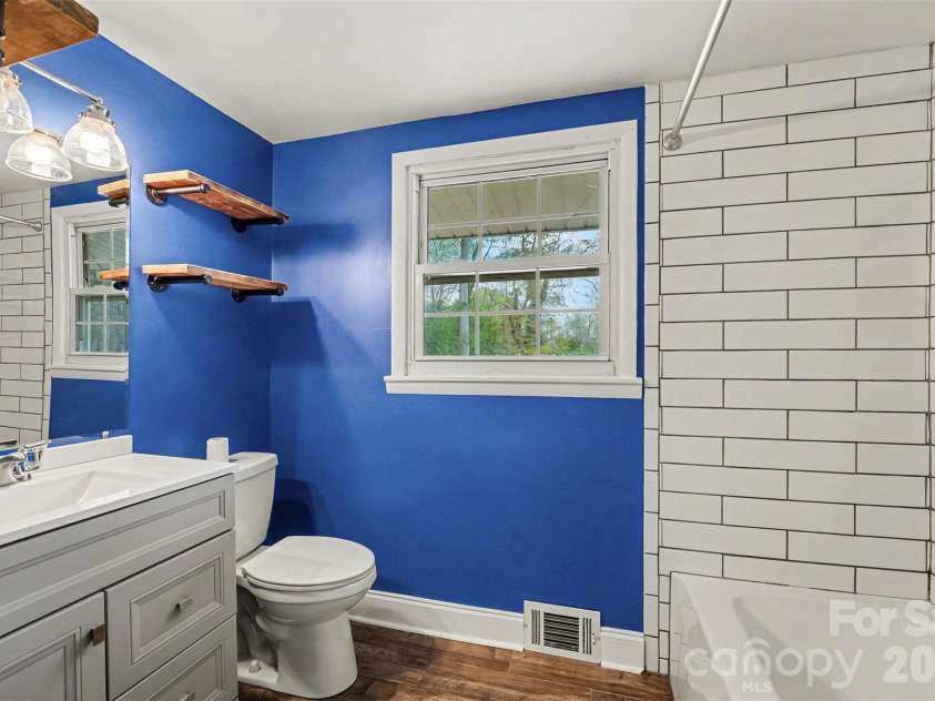 518 Annex Avenue, Kannapolis, NC 28083.  MLS# CAR4361830, YatesRealty ID 6525. 
