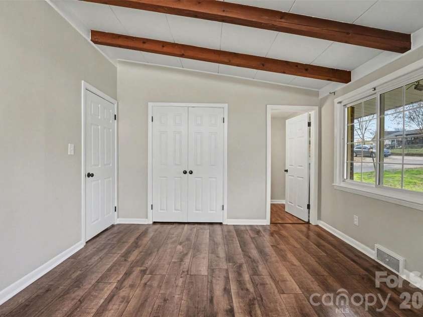 518 Annex Avenue, Kannapolis, NC 28083.  MLS# CAR4361830, YatesRealty ID 6525. 