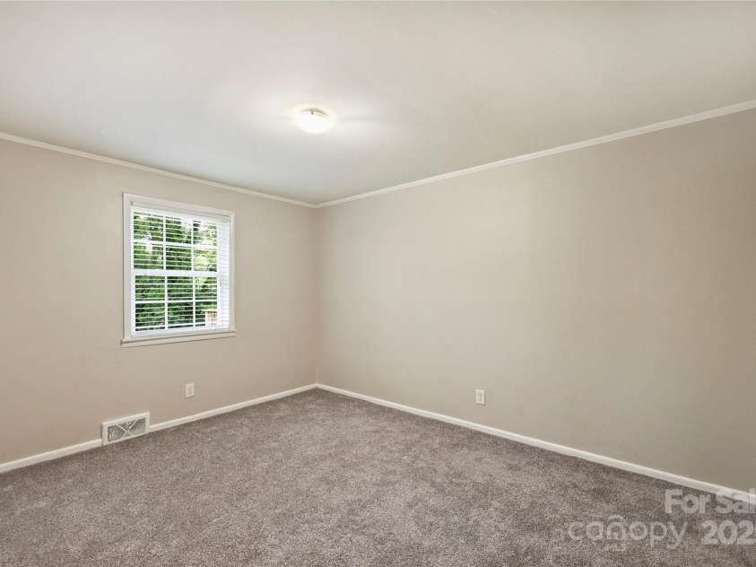 1837 Academy Street, Charlotte, NC 28205.  MLS# CAR4234969, YatesRealty ID 6526. Bd 2