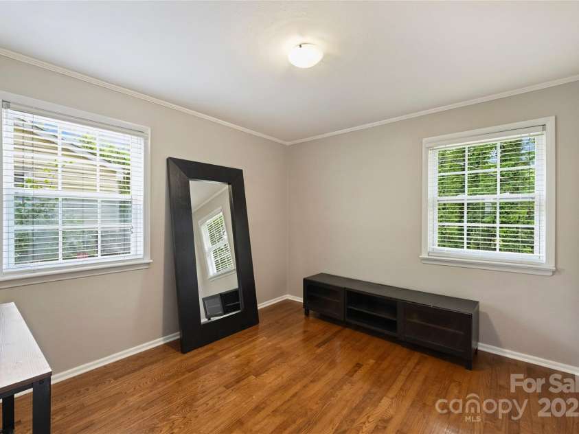 1837 Academy Street, Charlotte, NC 28205.  MLS# CAR4234969, YatesRealty ID 6526. Bd 3