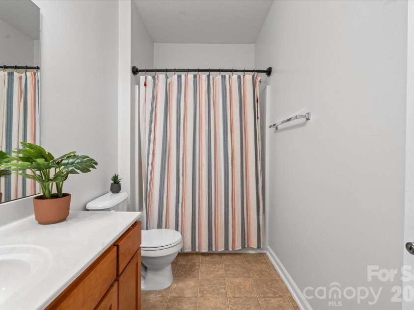 233 Appeldoorn Circle, Asheville, NC 28803.  MLS# CAR4359860, YatesRealty ID 6527. 
