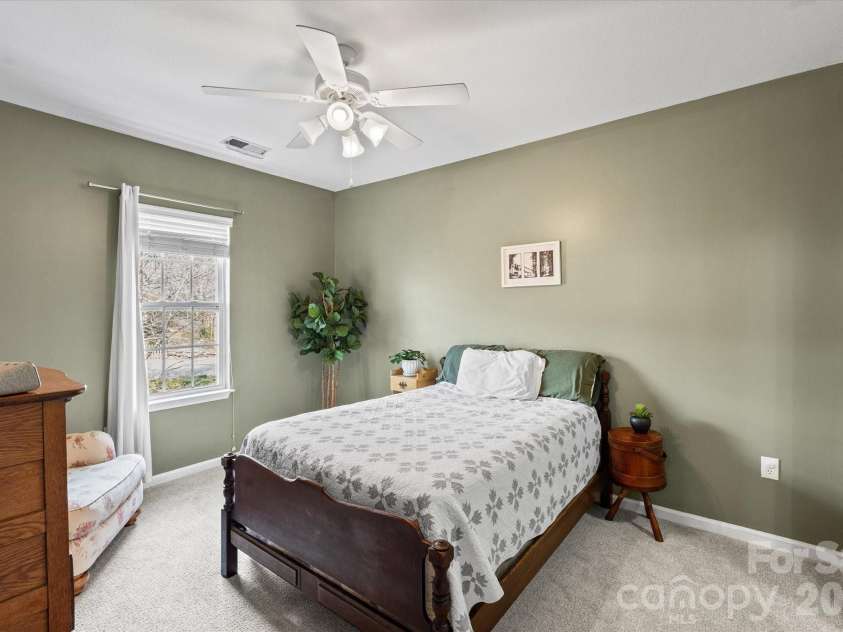 233 Appeldoorn Circle, Asheville, NC 28803.  MLS# CAR4359860, YatesRealty ID 6527. 