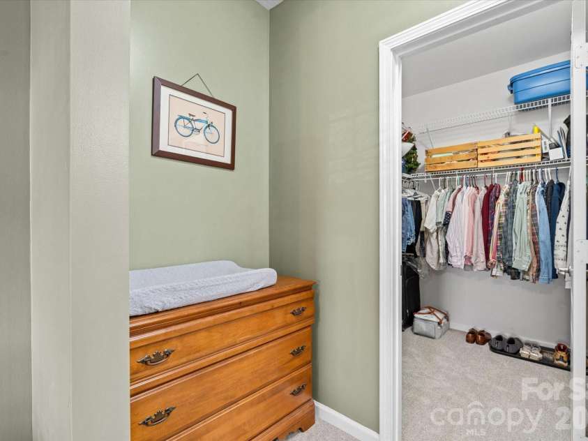 233 Appeldoorn Circle, Asheville, NC 28803.  MLS# CAR4359860, YatesRealty ID 6527. 