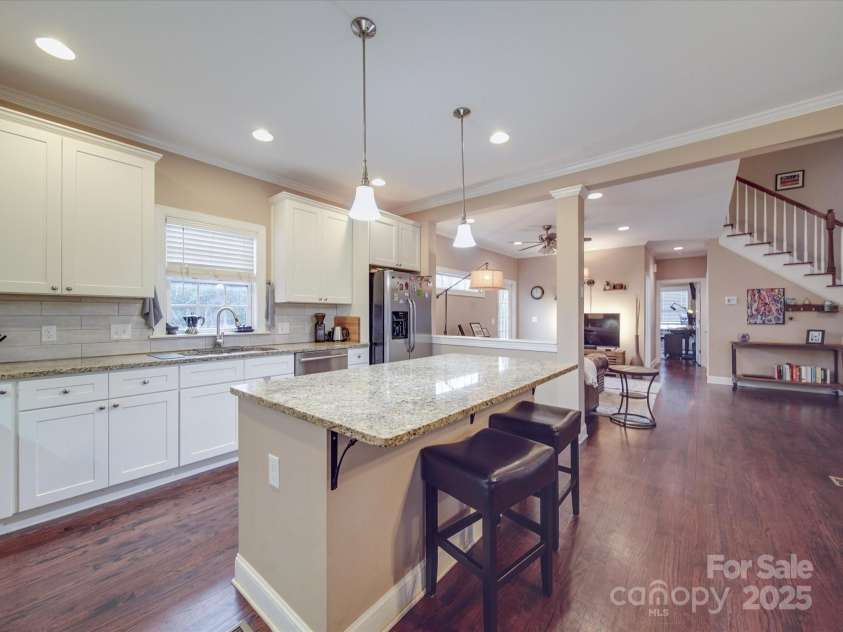 2729 Duncan Avenue, Charlotte, NC 28205.  MLS# CAR4224042, YatesRealty ID 6528. 