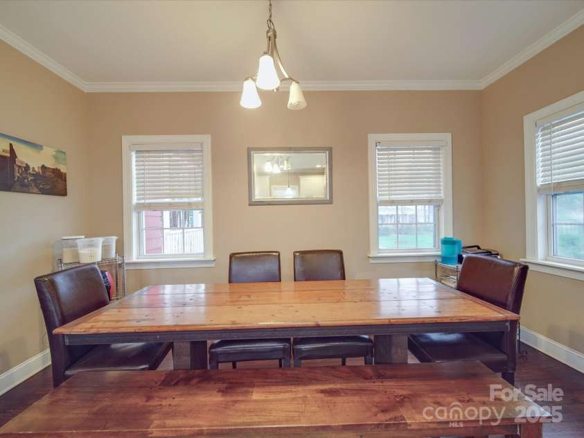 2729 Duncan Avenue, Charlotte, NC 28205.  MLS# CAR4224042, YatesRealty ID 6528. 