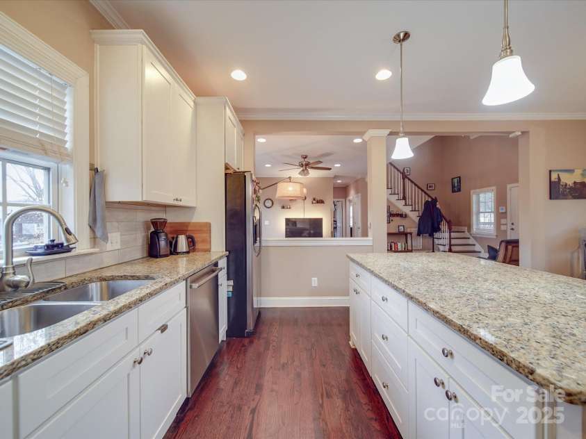 2729 Duncan Avenue, Charlotte, NC 28205.  MLS# CAR4224042, YatesRealty ID 6528. 