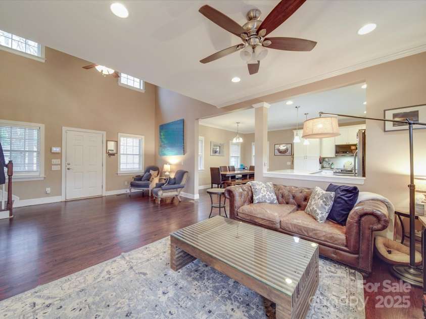 2729 Duncan Avenue, Charlotte, NC 28205.  MLS# CAR4224042, YatesRealty ID 6528. 