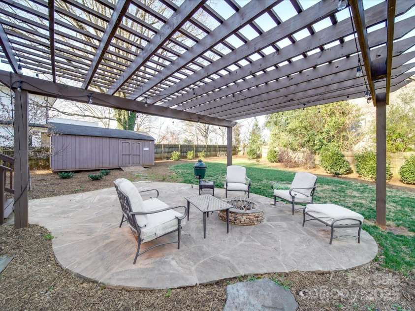 2729 Duncan Avenue, Charlotte, NC 28205.  MLS# CAR4224042, YatesRealty ID 6528. 