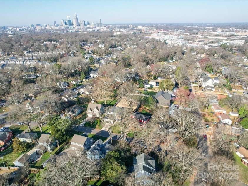 2729 Duncan Avenue, Charlotte, NC 28205.  MLS# CAR4224042, YatesRealty ID 6528. 