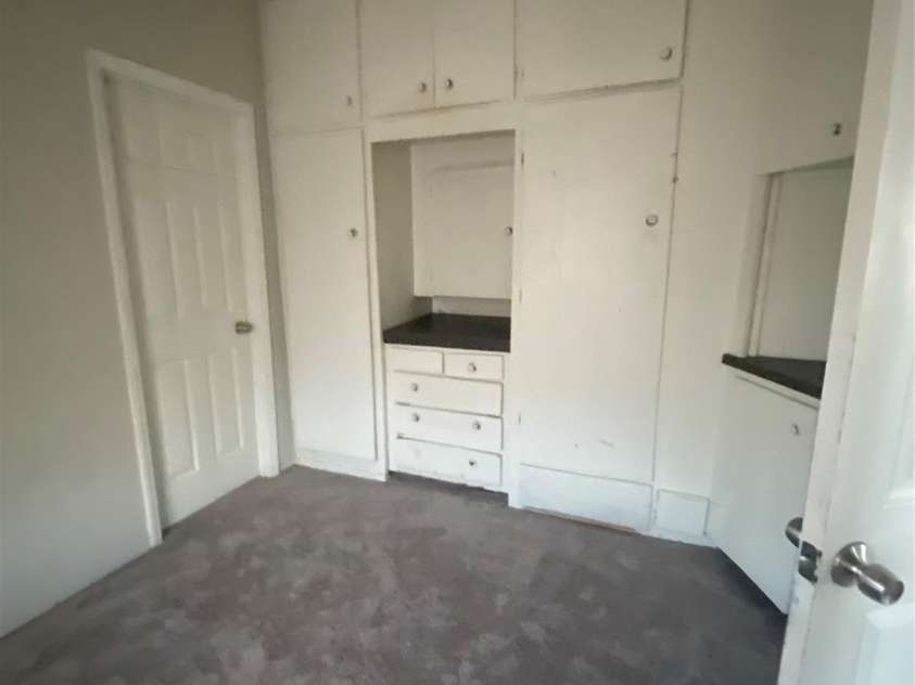 303 Rogers Lake Road, Kannapolis, NC 28081.  MLS# CAR4360903, YatesRealty ID 6528. 