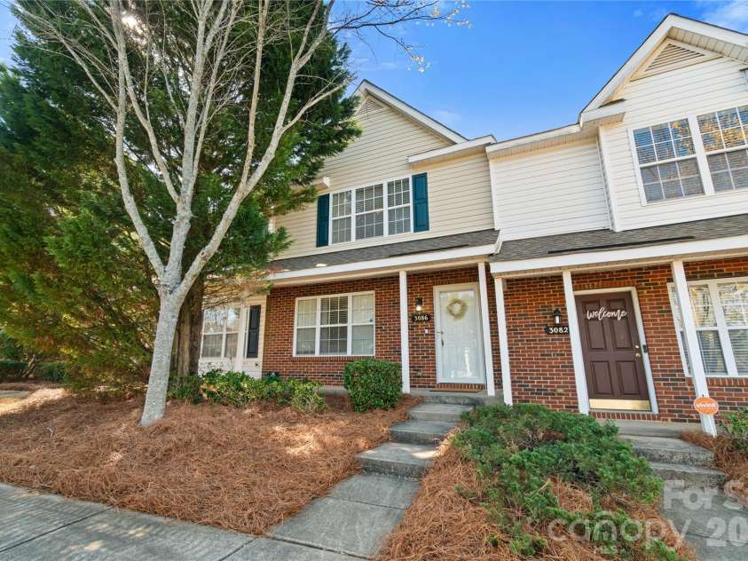3086 Caldwell Ridge Parkway, Charlotte, NC 28213.  MLS# CAR4361484, YatesRealty ID 6529. 