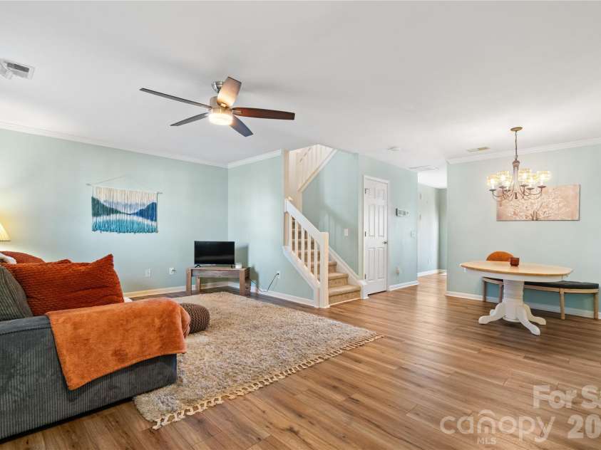 3086 Caldwell Ridge Parkway, Charlotte, NC 28213.  MLS# CAR4361484, YatesRealty ID 6529. 