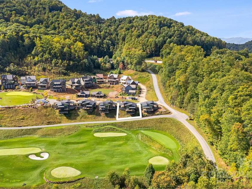 13 Switchgrass Lane, Sylva, NC 28779.  MLS# CAR4307384, YatesRealty ID 653. 