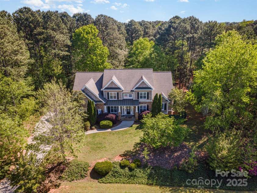 108 Bare Foot Lane, Mooresville, NC 28117.  MLS# CAR4248664, YatesRealty ID 6532. 