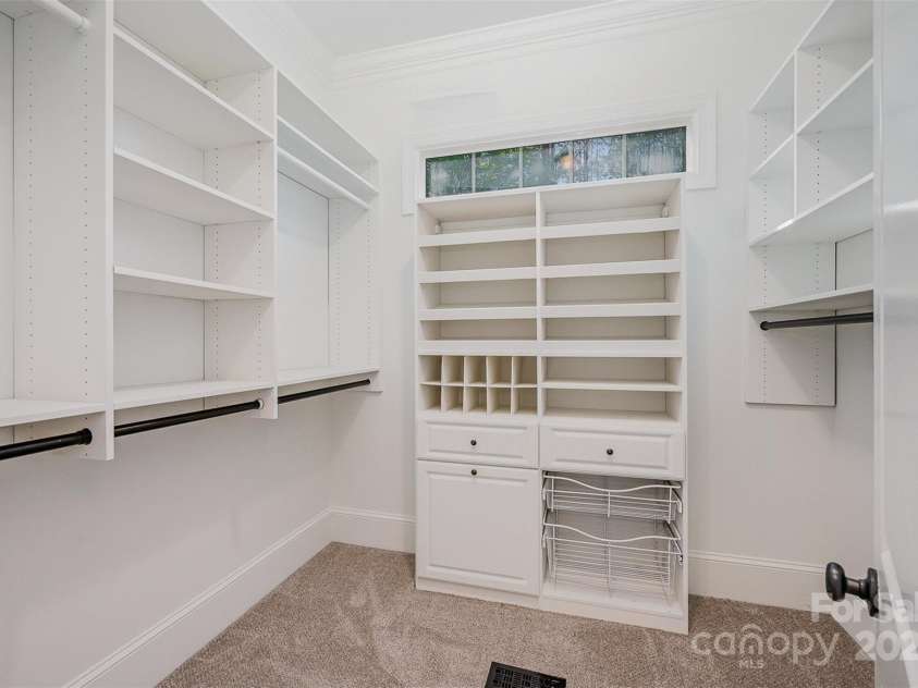 108 Bare Foot Lane, Mooresville, NC 28117.  MLS# CAR4248664, YatesRealty ID 6532. 