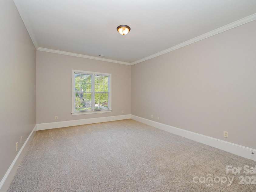 108 Bare Foot Lane, Mooresville, NC 28117.  MLS# CAR4248664, YatesRealty ID 6532. 