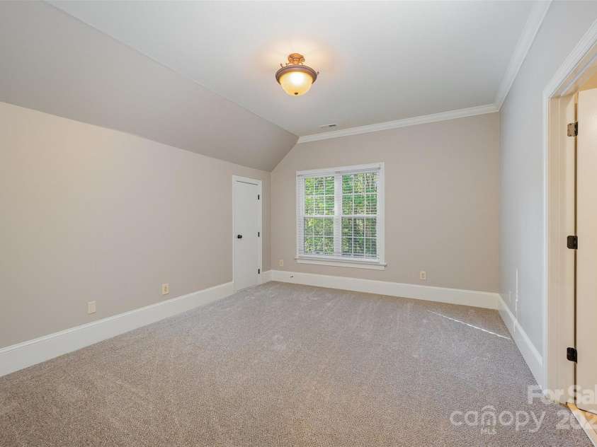 108 Bare Foot Lane, Mooresville, NC 28117.  MLS# CAR4248664, YatesRealty ID 6532. 