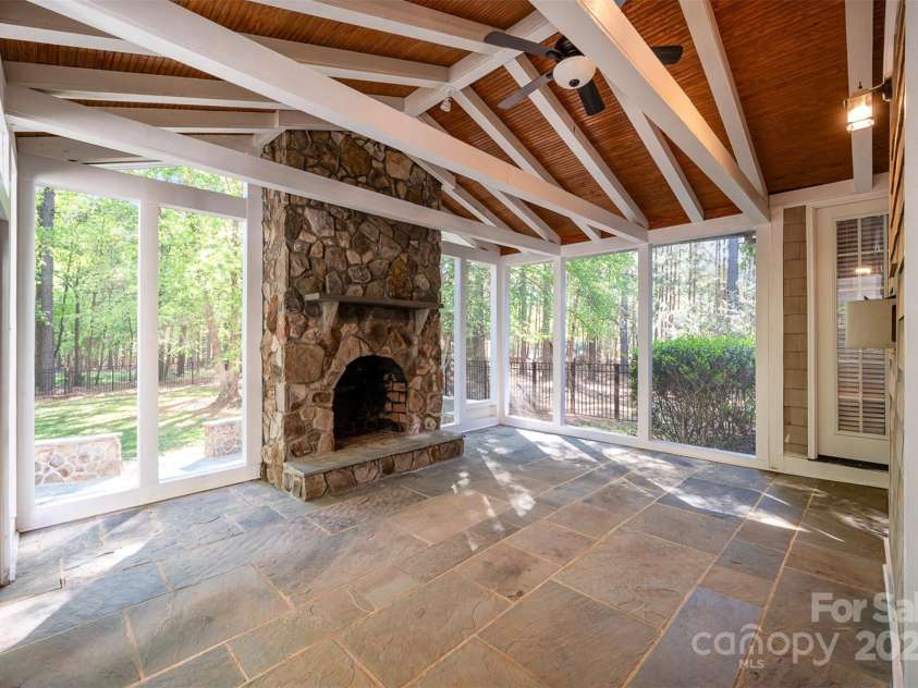 108 Bare Foot Lane, Mooresville, NC 28117.  MLS# CAR4248664, YatesRealty ID 6532. 