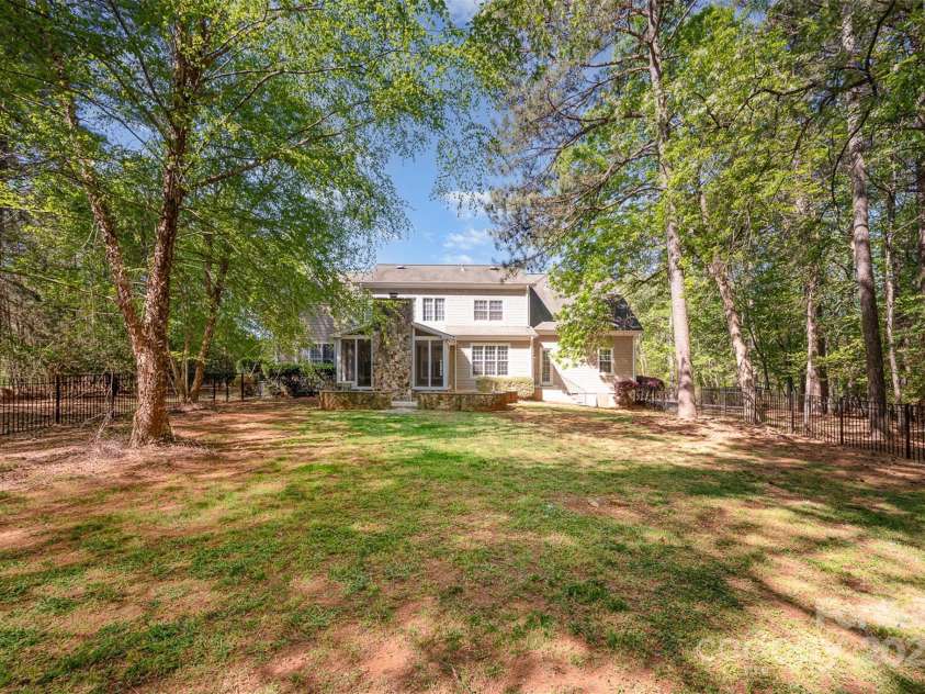 108 Bare Foot Lane, Mooresville, NC 28117.  MLS# CAR4248664, YatesRealty ID 6532. 